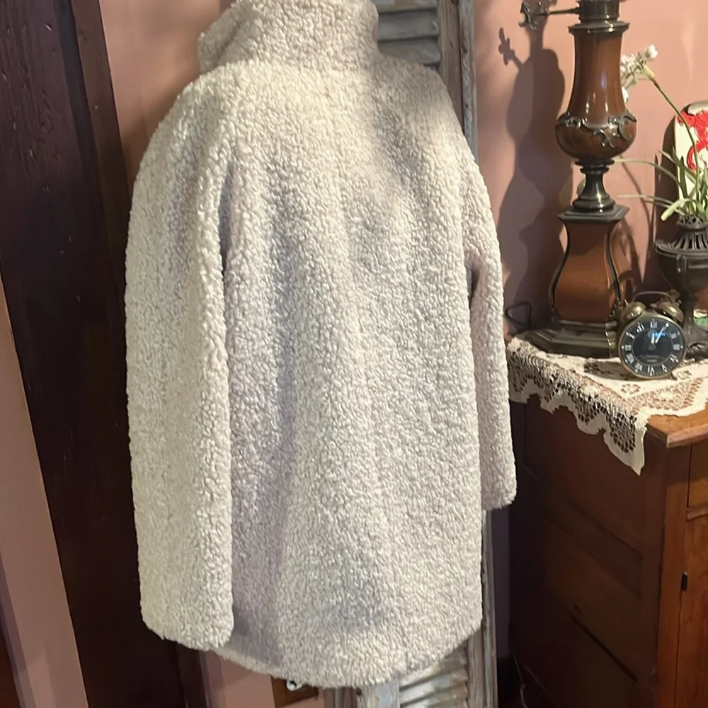 Banana republic oversized Sherpa cocoon coat - Picture 3 of 8